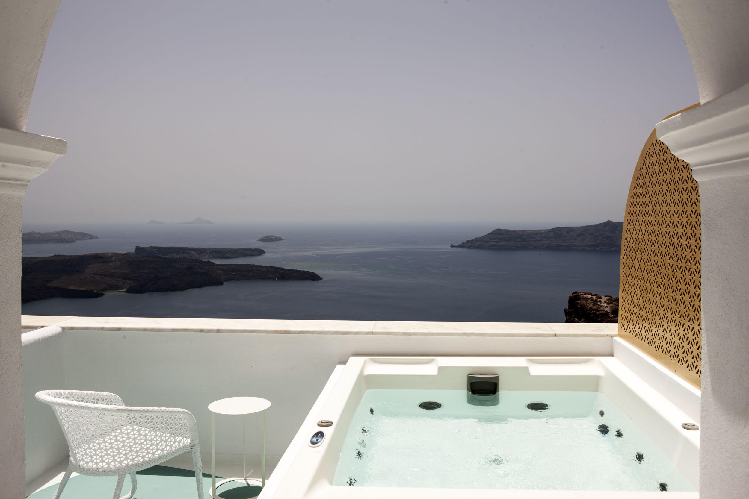Andronikos Santorini